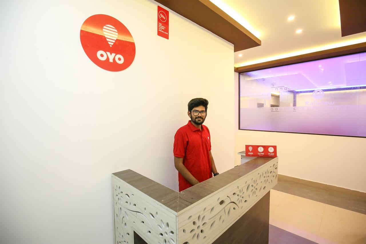 Oyo 10152 Rail View Residency Hotel Alappuzha Luaran gambar